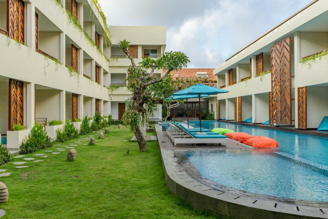 Anja Jimbaran Hotel Exterior photo